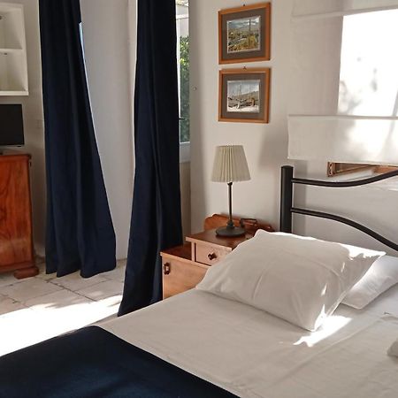 Charming Two-Bed Apartment Orange Garden Sutivan Esterno foto