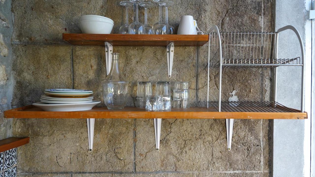 Charming Two-Bed Apartment Orange Garden Sutivan Esterno foto