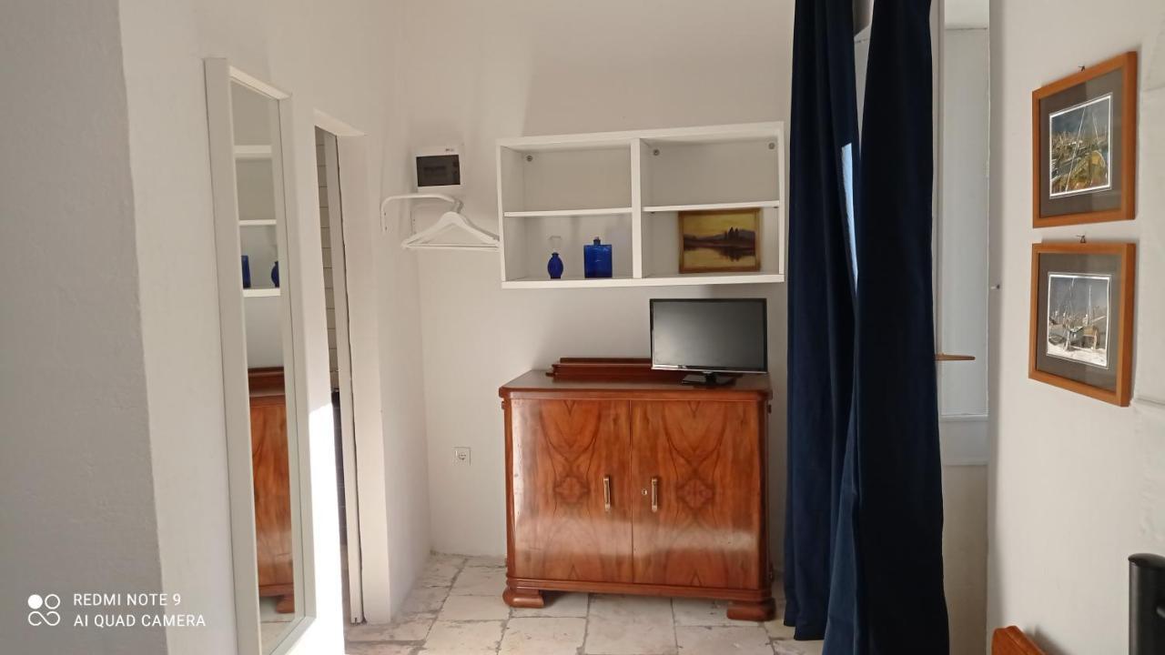 Charming Two-Bed Apartment Orange Garden Sutivan Esterno foto